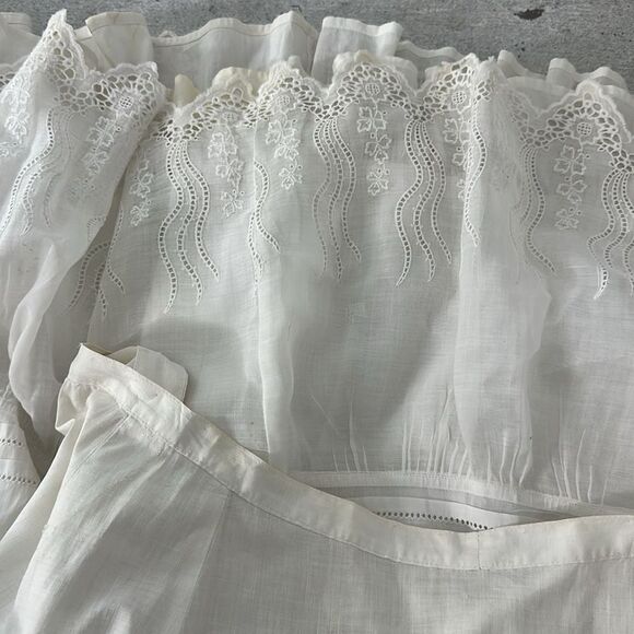 Antique Victorian Era Angelic White Lacey Petticoat Skirt - Picture 5 of 6